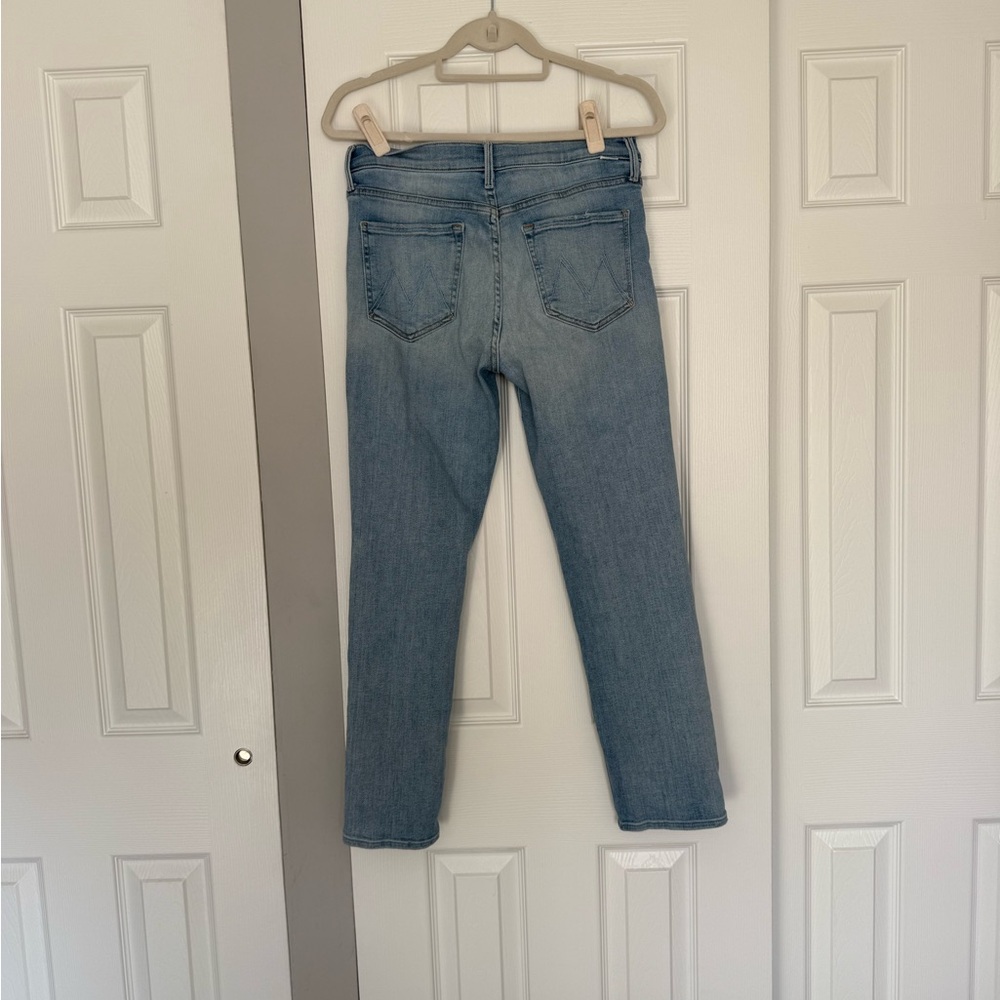 MOTHER Mid Rise Dazzler Flood Jeans - Picture 4 of 7